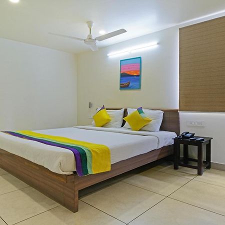 Itsy Hotels N Square Vijayawāda Екстериор снимка