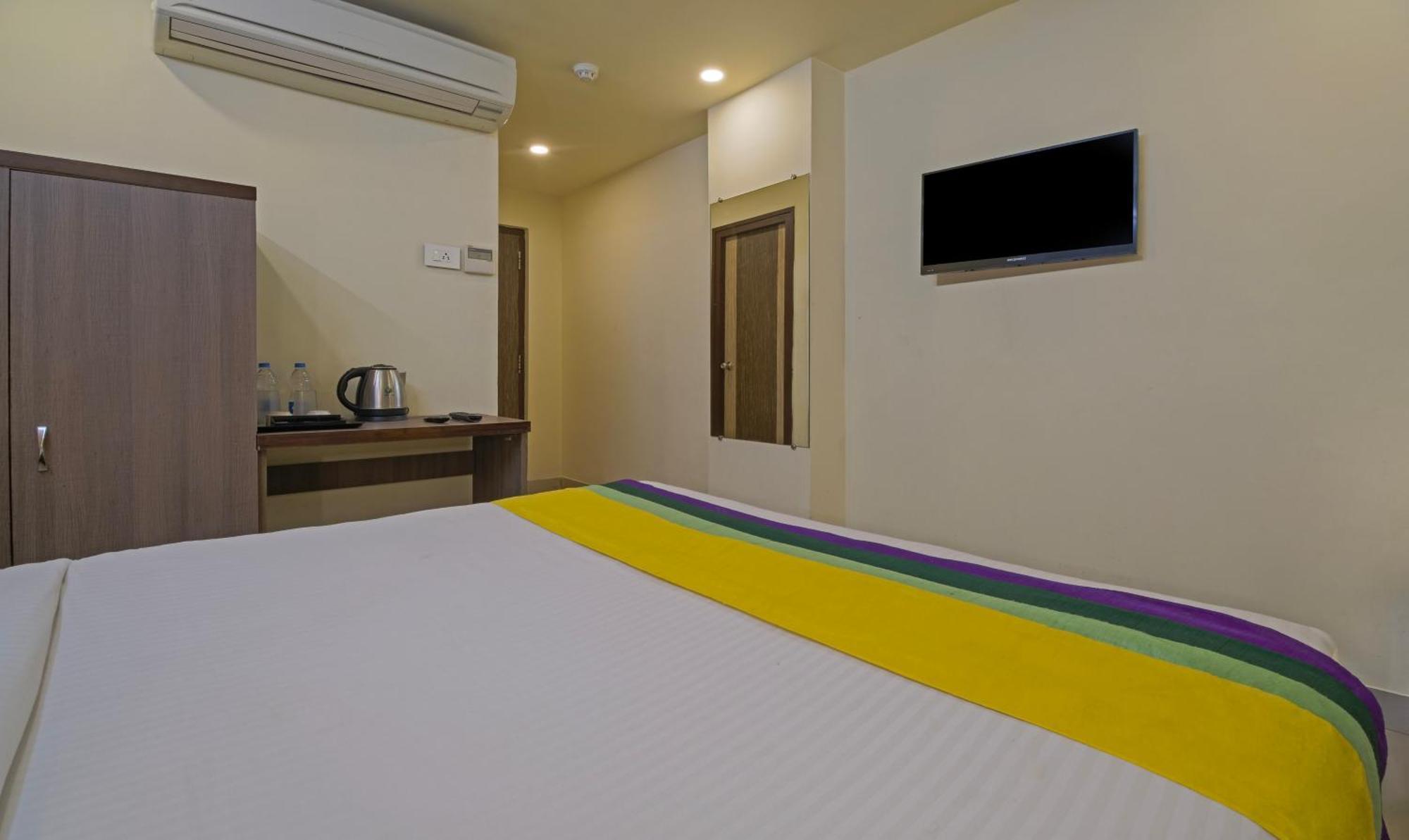 Itsy Hotels N Square Vijayawāda Екстериор снимка