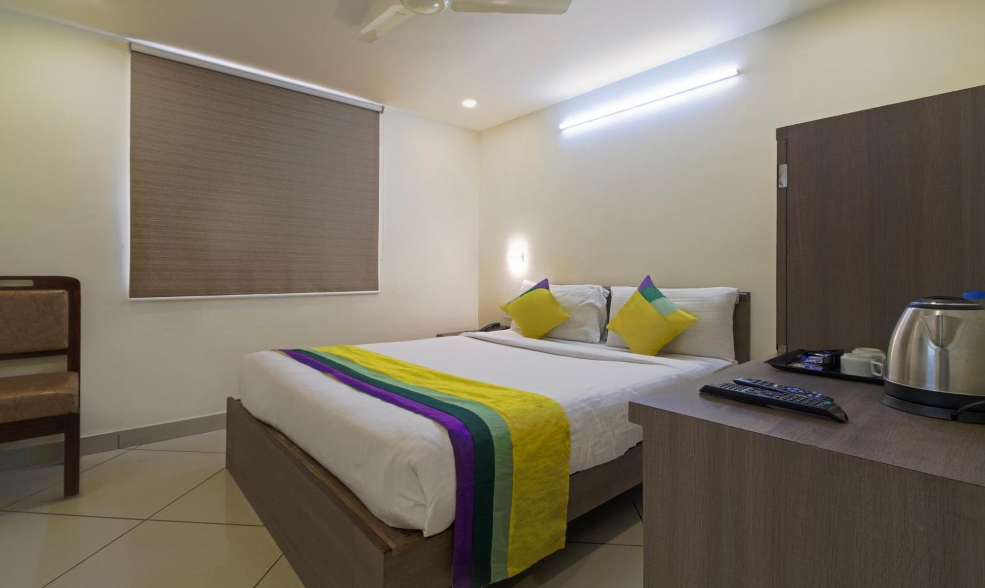 Itsy Hotels N Square Vijayawāda Екстериор снимка