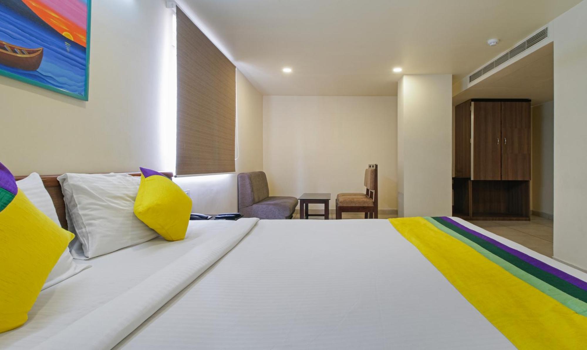 Itsy Hotels N Square Vijayawāda Екстериор снимка